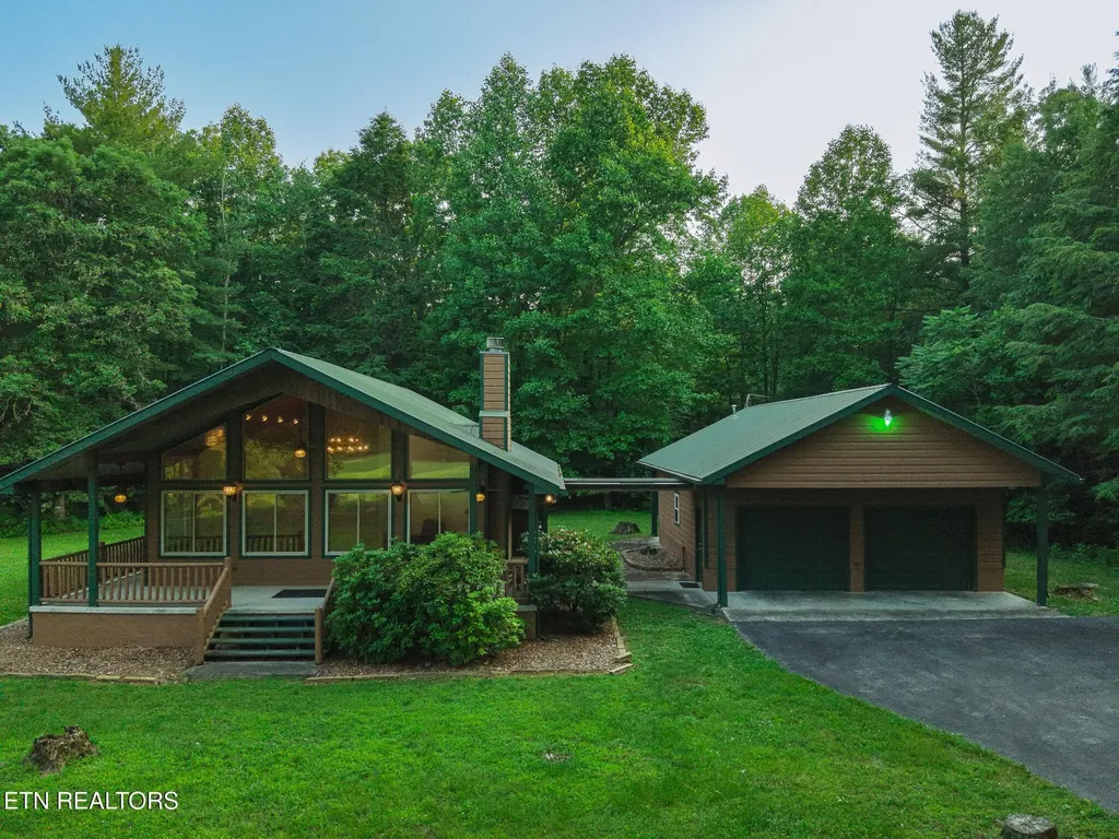 2457 Mayland Road Crossville TN 38571