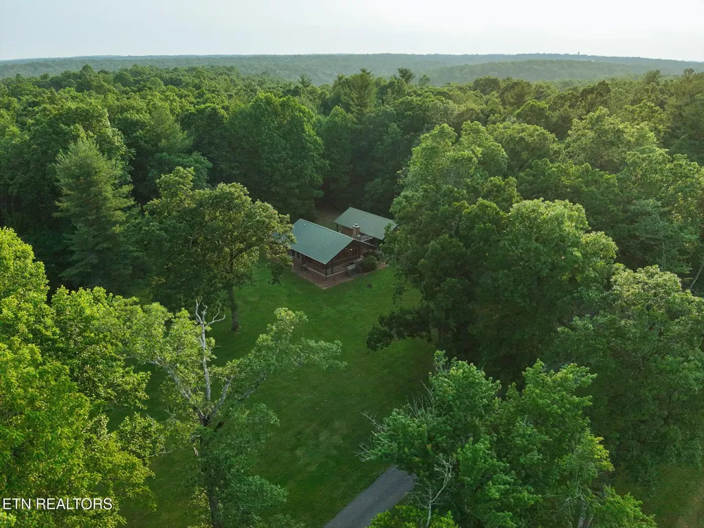 2457 Mayland Road Crossville TN 38571