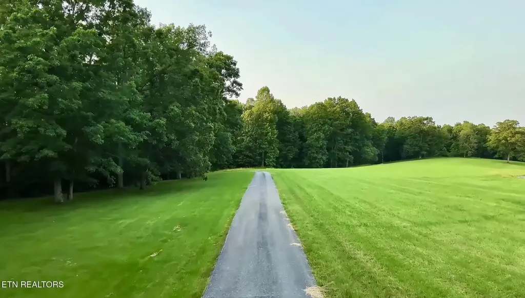 2457 Mayland Road Crossville TN 38571