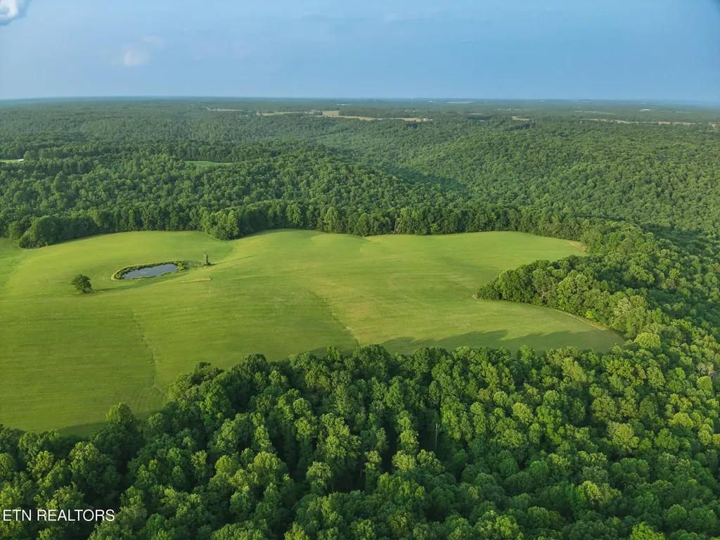 2457 Mayland Road Crossville TN 38571