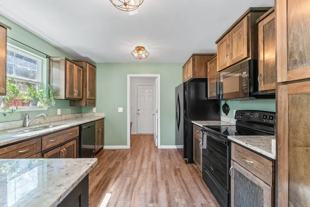 1518 Azalee Lane Chapel Hill TN 37034