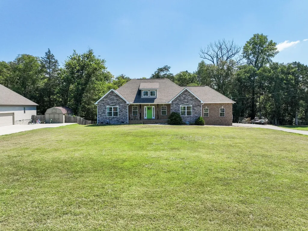 1518 Azalee Lane Chapel Hill TN 37034