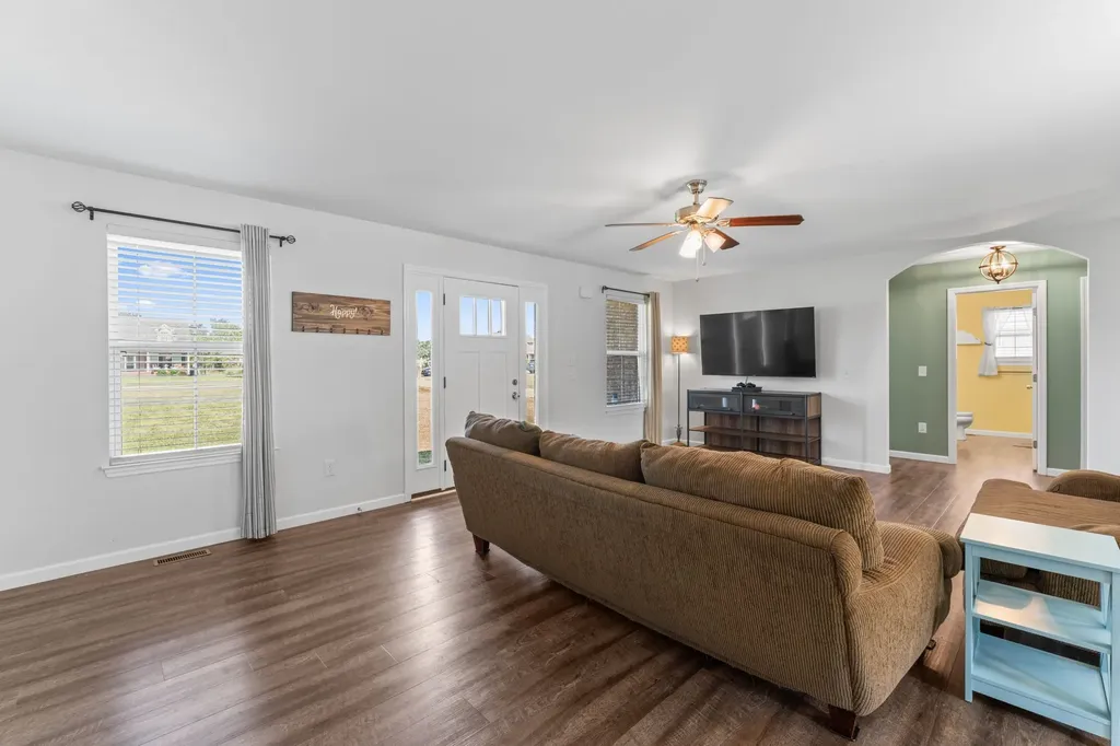 1518 Azalee Lane Chapel Hill TN 37034