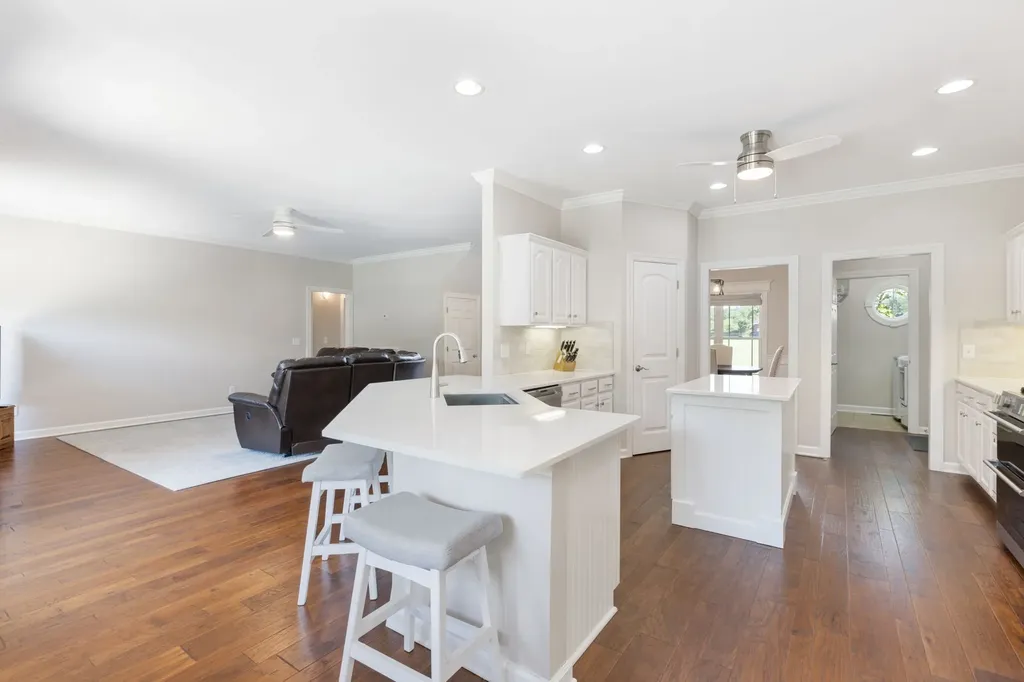 1825 N Lovvorn Road Christiana TN 37037