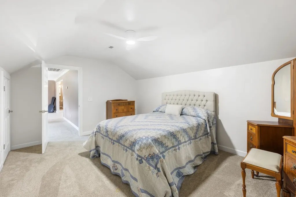 1825 N Lovvorn Road Christiana TN 37037