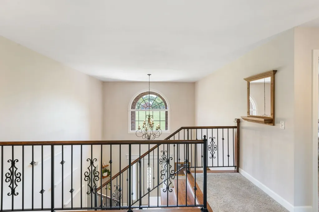 1825 N Lovvorn Road Christiana TN 37037