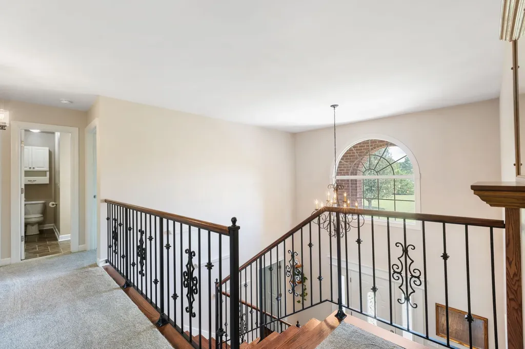 1825 N Lovvorn Road Christiana TN 37037