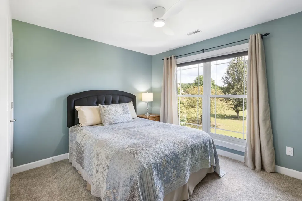 1825 N Lovvorn Road Christiana TN 37037