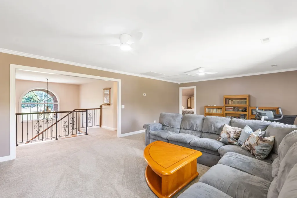 1825 N Lovvorn Road Christiana TN 37037