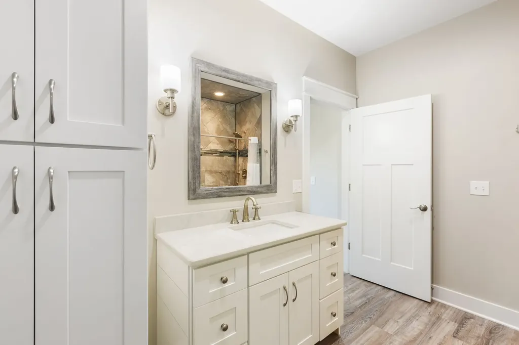1825 N Lovvorn Road Christiana TN 37037
