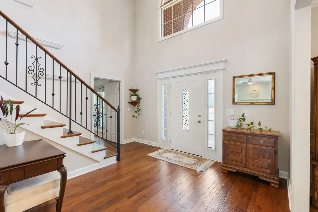 1825 N Lovvorn Road Christiana TN 37037