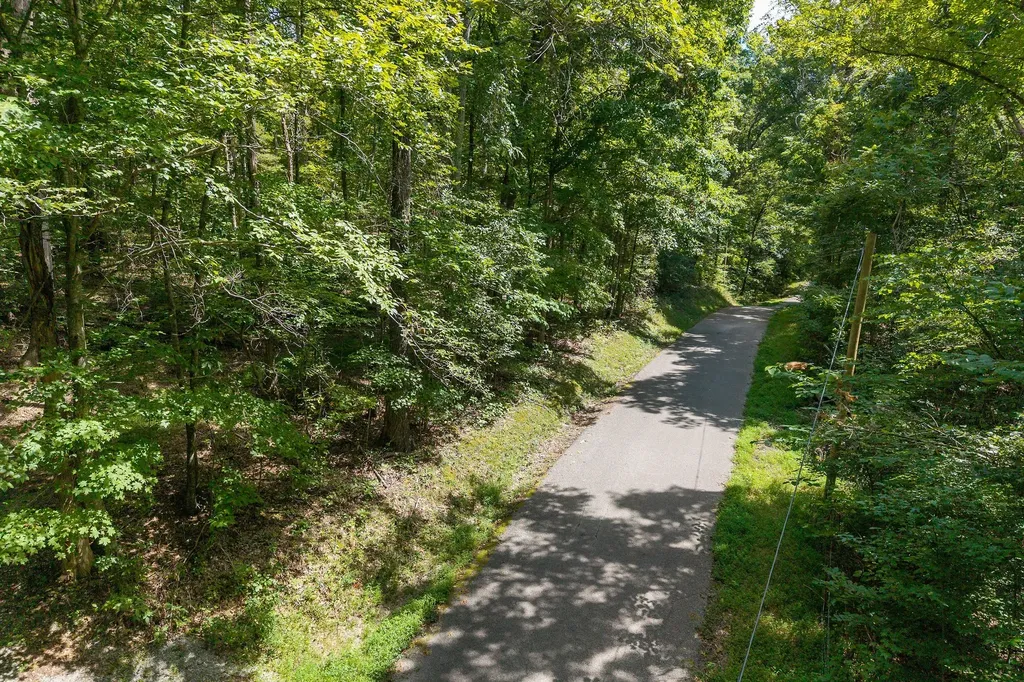 2047 Laurelburg Road Rock Island TN 38581