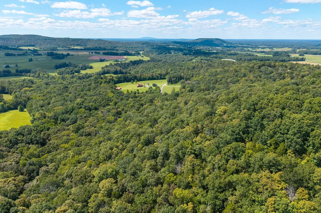 2047 Laurelburg Road Rock Island TN 38581