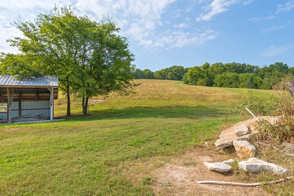 2868 Pullens Mill Road Culleoka TN 38451