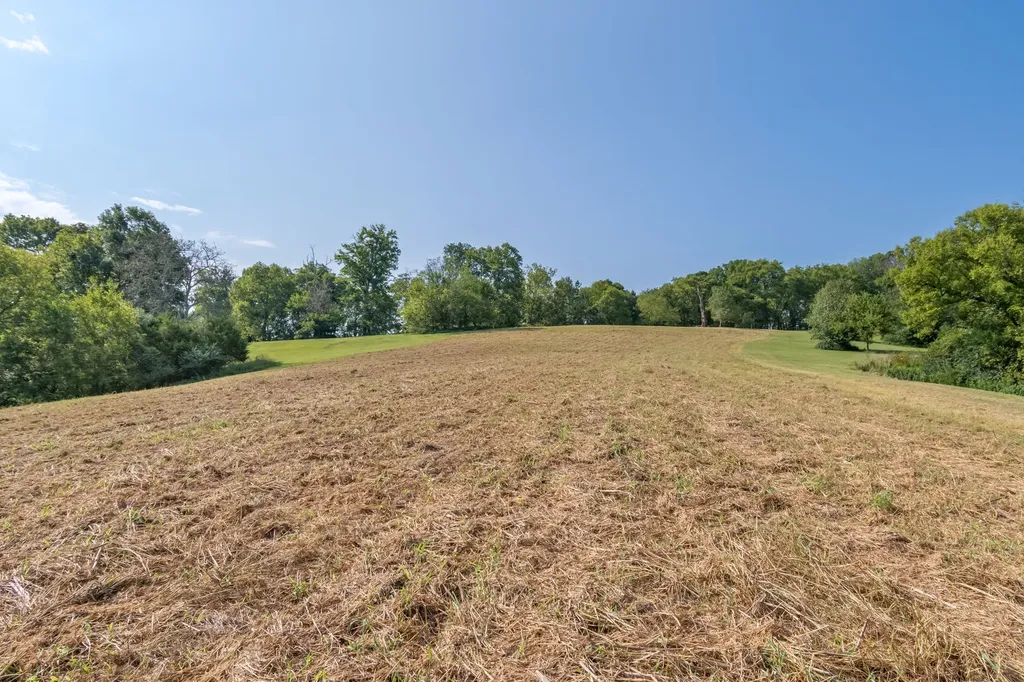 2868 Pullens Mill Road Culleoka TN 38451