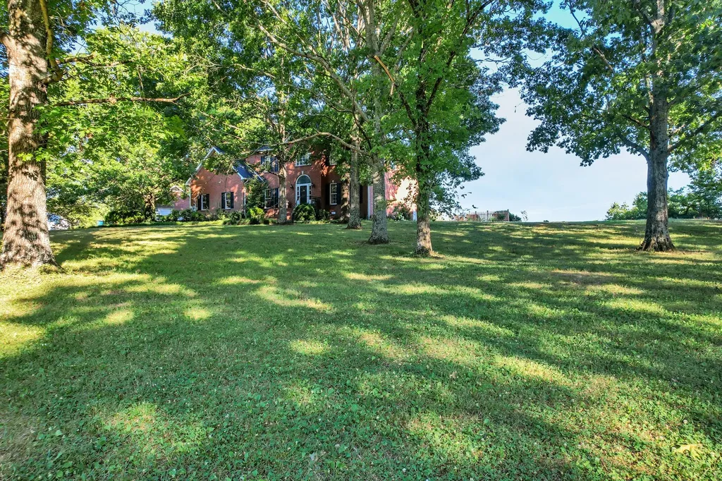 17 Corvette Lane Carthage TN 37030
