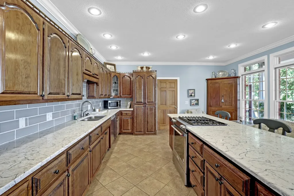 17 Corvette Lane Carthage TN 37030