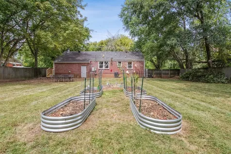 2908 Mccampbell Avenue Nashville TN 37214