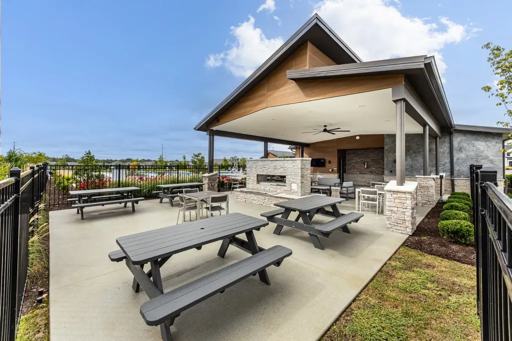 1012 Riverbrook Drive Gallatin TN 37066