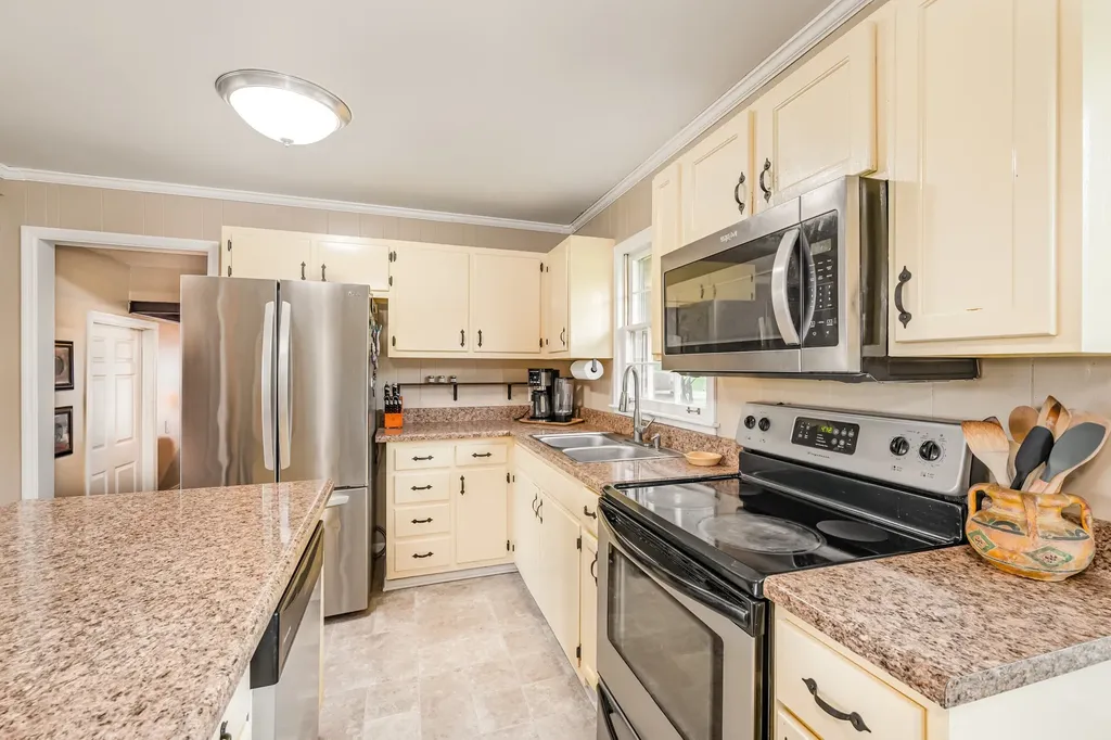 2150 Blackwell Road Chapel Hill TN 37034