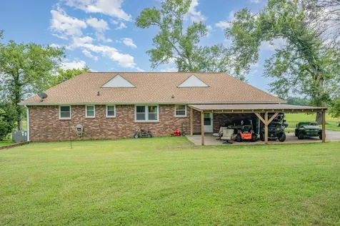 2150 Blackwell Road Chapel Hill TN 37034