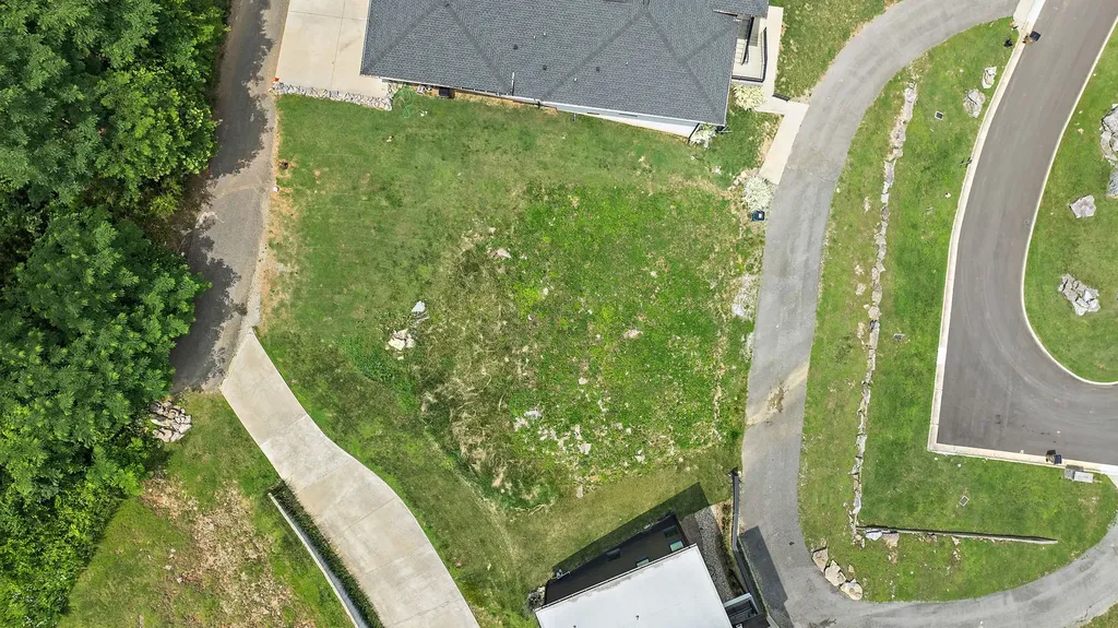 5809 Woodland Hills Drive Nashville TN 37211