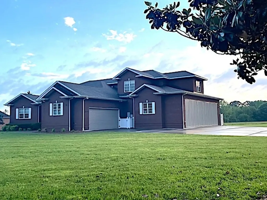 109 Chandelle Drive Tullahoma TN 37388