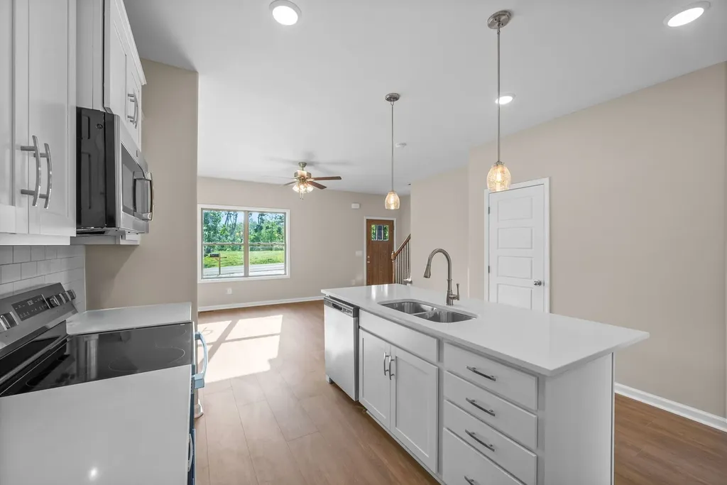 1906 Evans Road Clarksville TN 37042