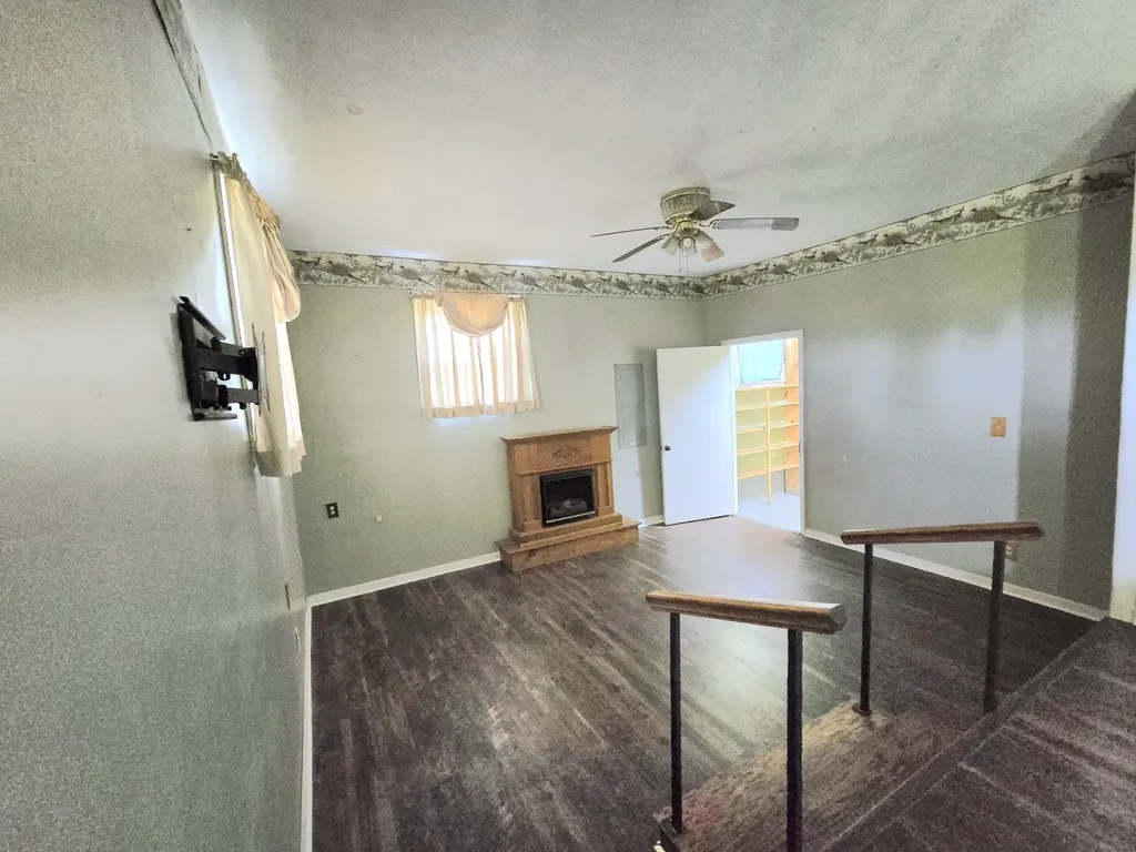 6579 Vervilla Road Morrison TN 37357