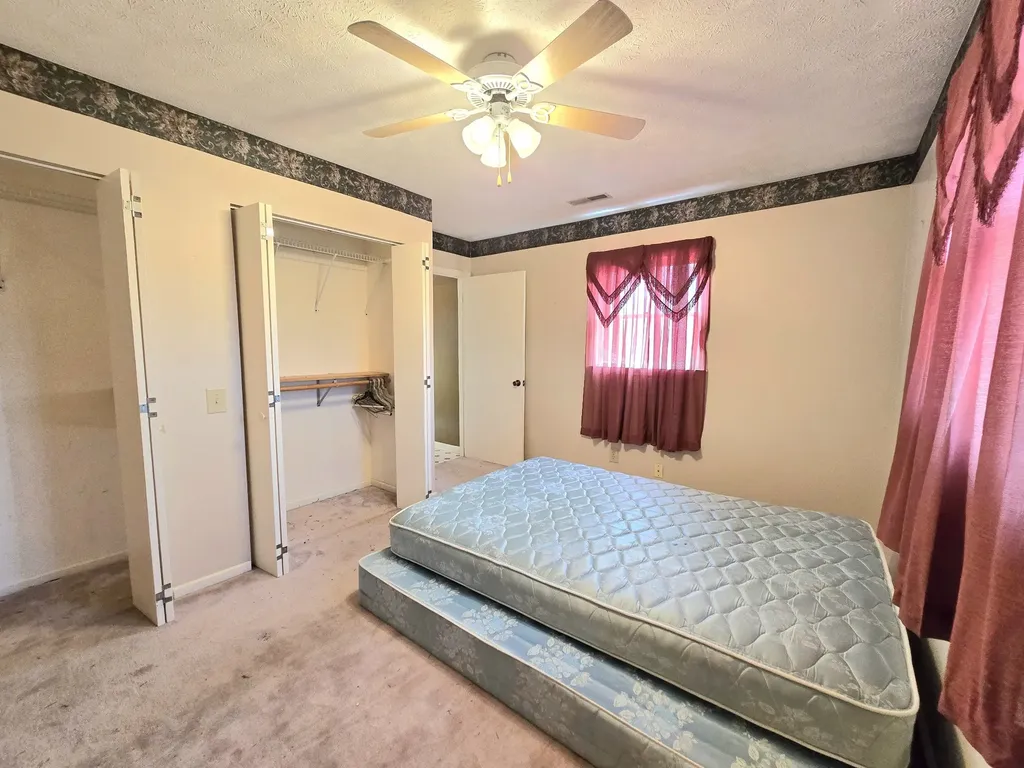 6579 Vervilla Road Morrison TN 37357