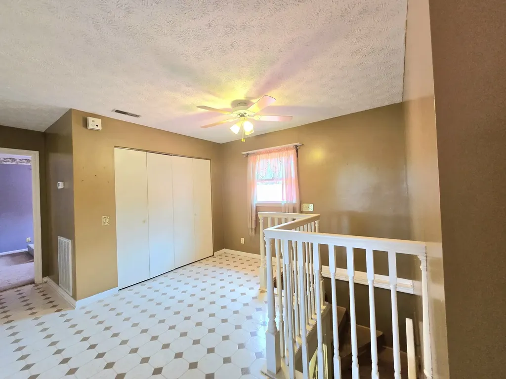 6579 Vervilla Road Morrison TN 37357