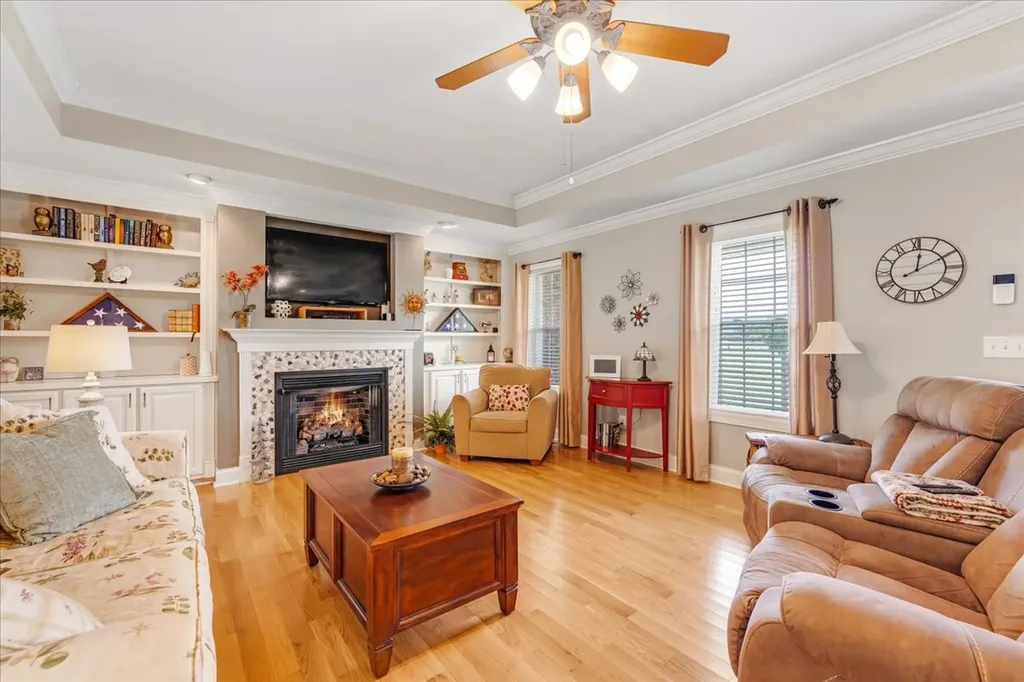 379 Hooper Road Winchester TN 37398
