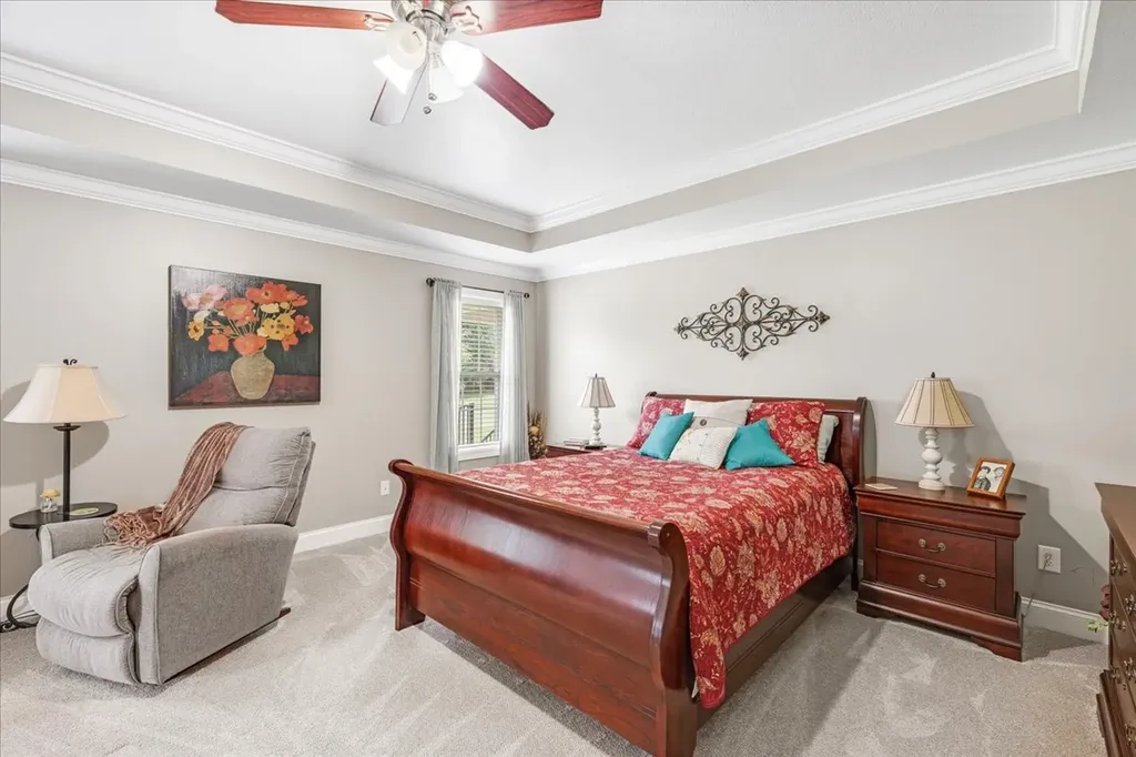 379 Hooper Road Winchester TN 37398