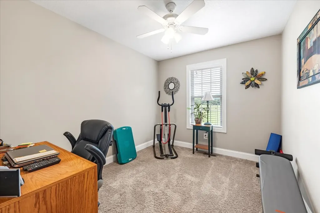 379 Hooper Road Winchester TN 37398