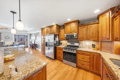 379 Hooper Road Winchester TN 37398