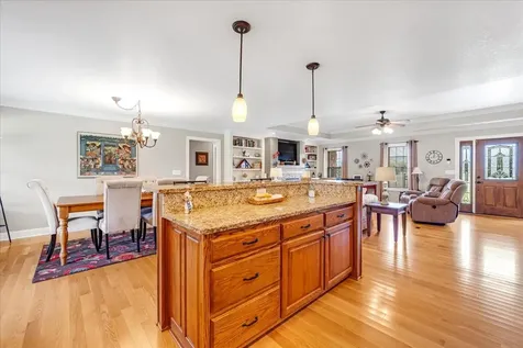 379 Hooper Road Winchester TN 37398