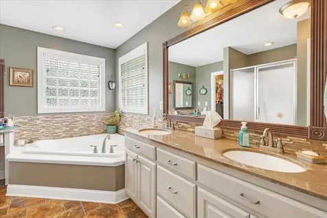 379 Hooper Road Winchester TN 37398