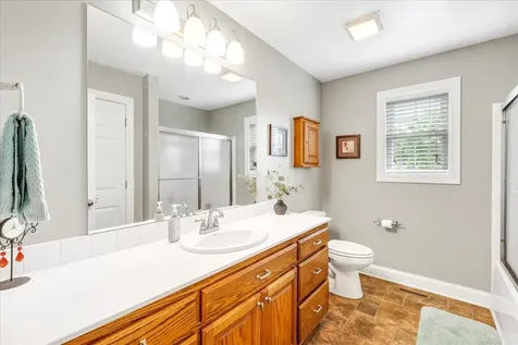 379 Hooper Road Winchester TN 37398