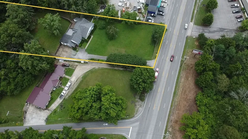 1332 S Dickerson Road Goodlettsville TN 37072