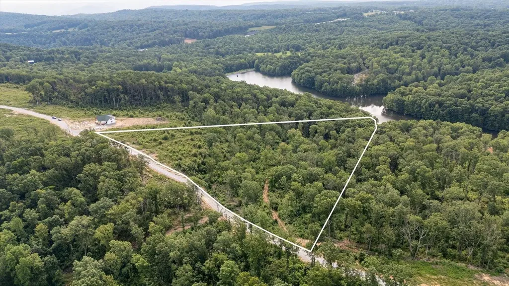 2148 Topside Drive Spencer TN 38585