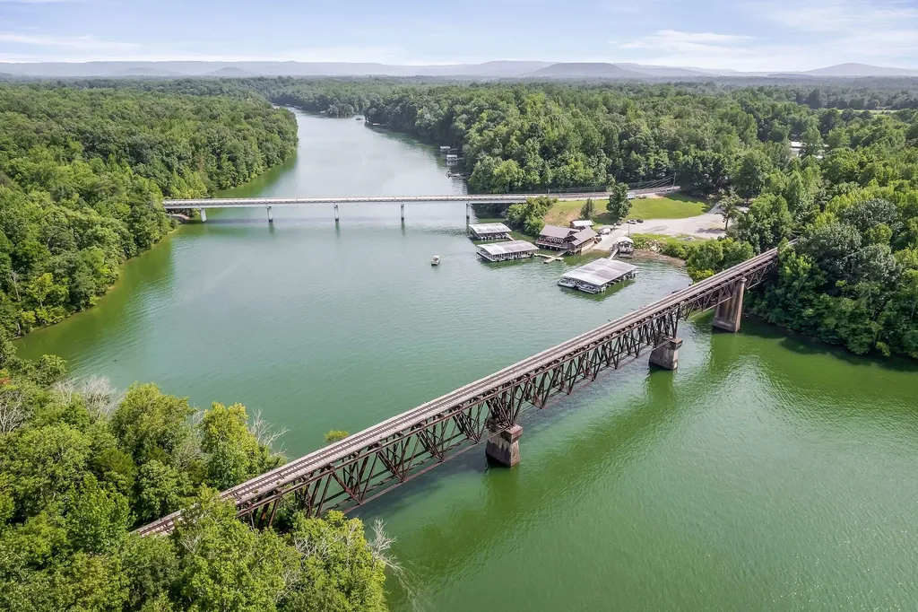 1967 Rock Island Road Rock Island TN 38581
