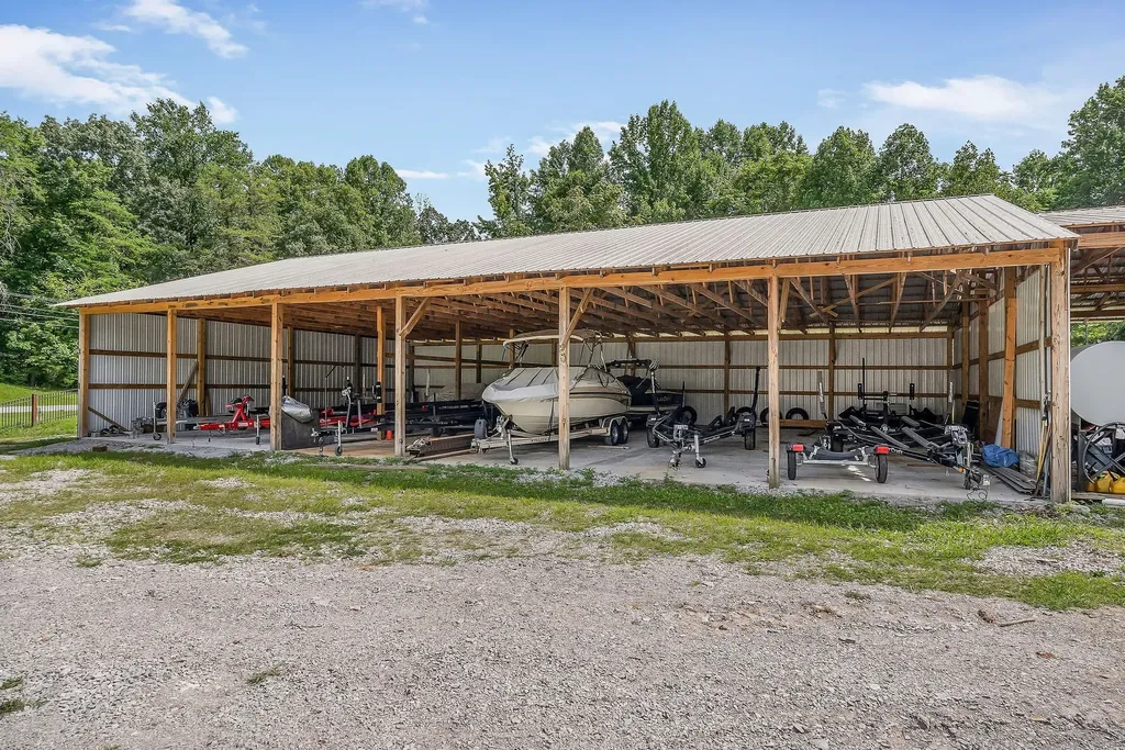 1967 Rock Island Road Rock Island TN 38581