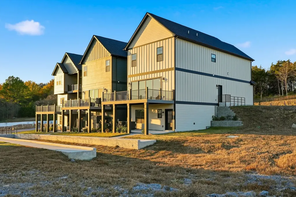 657 Gustaf Drive Whites Creek TN 37189