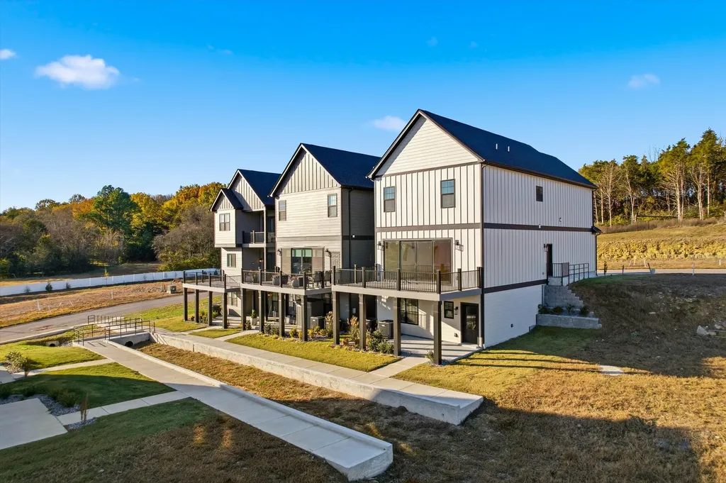 657 Gustaf Drive Whites Creek TN 37189