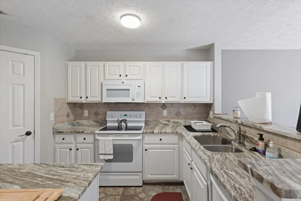 566 Flintlock Court Nashville TN 37217
