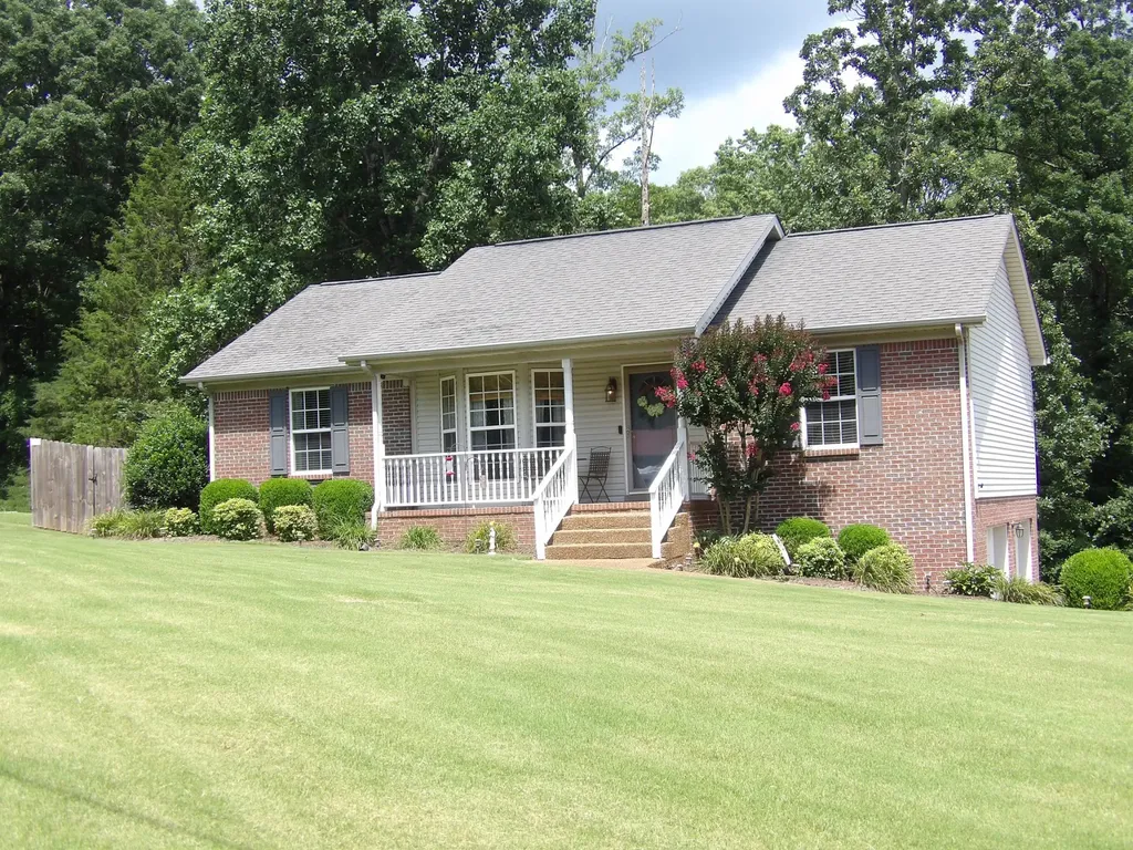 109 Whippoorwill Drive Waverly TN 37185