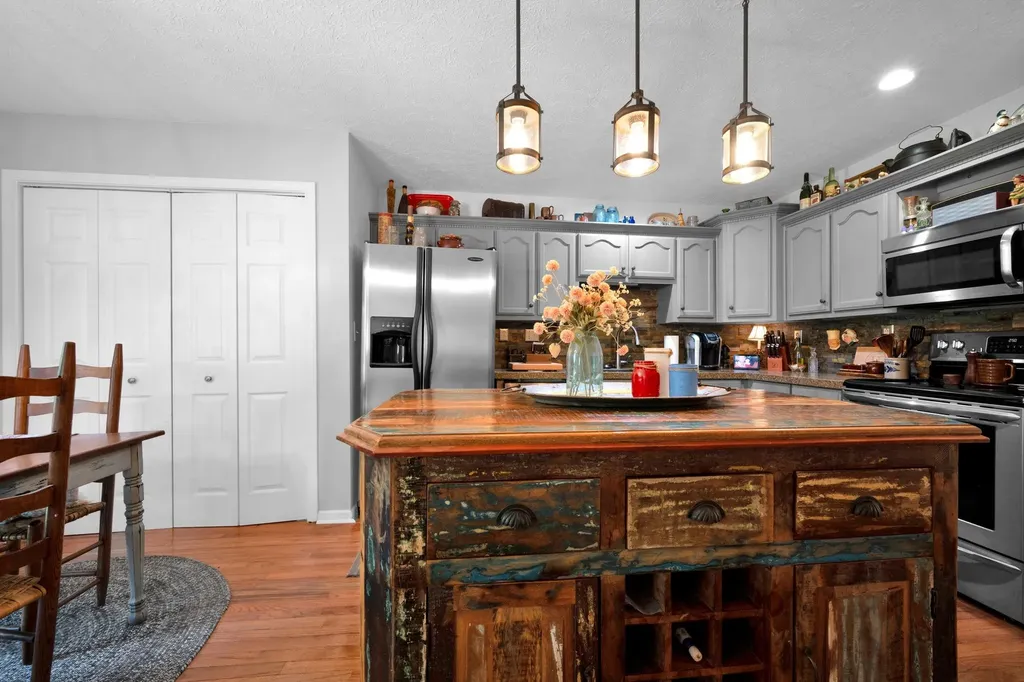 109 Whippoorwill Drive Waverly TN 37185