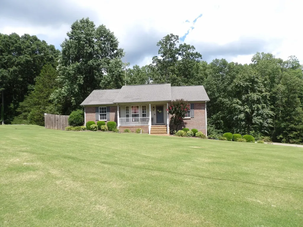 109 Whippoorwill Drive Waverly TN 37185