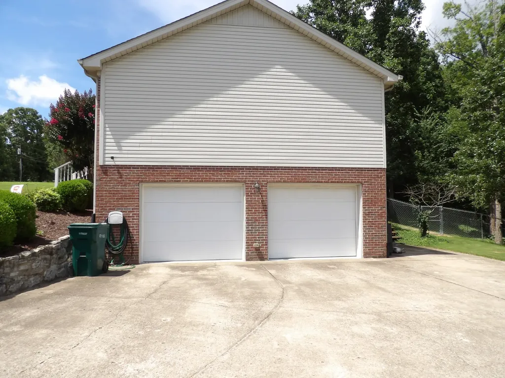 109 Whippoorwill Drive Waverly TN 37185