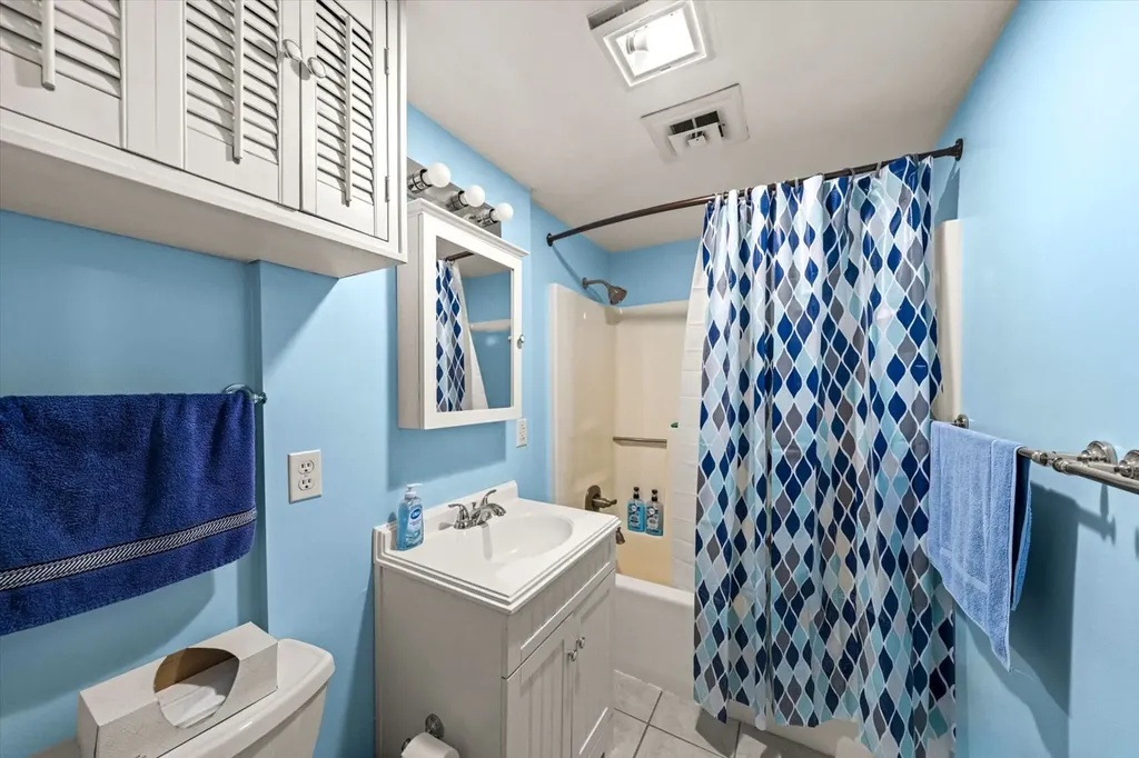 1648 Canal Lane Dandridge TN 37725